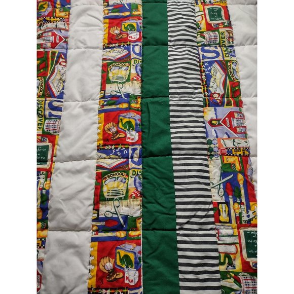 PROJECT LINUS QUILTED CHILDS schoolhouse Quilt Wall Throw - Picture 4 of 8